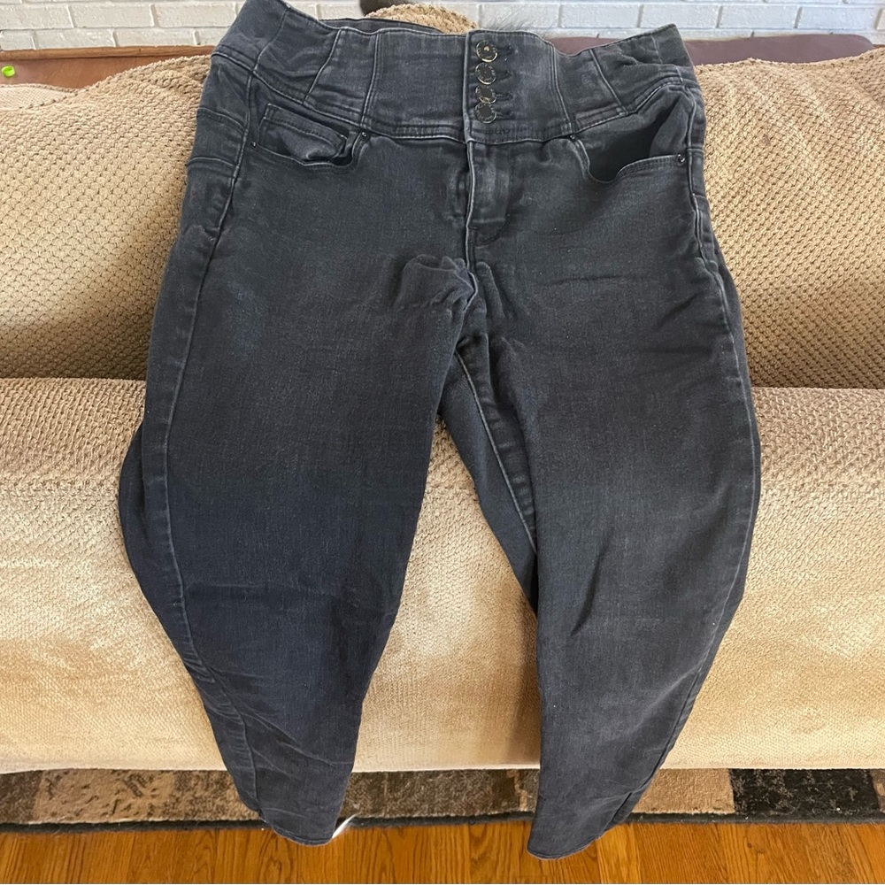 Three button jeans